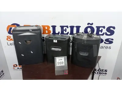 LOTE 059 - 03 FRAGMENTADORES DE PAPEL MARCAS E MODELOS DIVERSOS. (NO ESTADO) ATENÇÃO! FAZER A VISITAÇÃO ANTES DE ARREMATAR, NÃO SABEMOS SE FUNCIONA, LEILÃO NÃO TEM GARANTIA E NEM DEVOLUÇÃO, SUJEITO A POSSÍVEIS AVARIAS VISÍVEIS/OCULTAS E/OU AUSÊNCIA DE COMPONENTES.