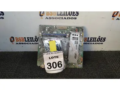 LOTE 306 - 01 PLACA MÃE I3 3° GERAÇÃO 2G RAM. (NO ESTADO) ATENÇÃO! FAZER A VISITAÇÃO ANTES DE ARREMATAR, NÃO SABEMOS SE FUNCIONA, LEILÃO NÃO TEM GARANTIA E NEM DEVOLUÇÃO, SUJEITO A POSSÍVEIS AVARIAS VISÍVEIS/OCULTAS E/OU AUSÊNCIA DE COMPONENTES.