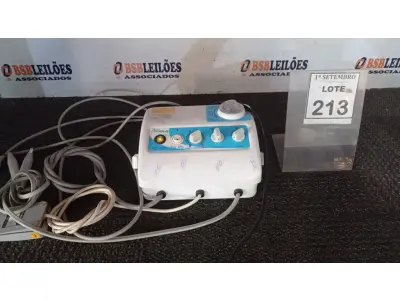 LOTE 213 - 01 ULTRASSOM COM JATO DE BICARBONATO. (NO ESTADO) ATENÇÃO! FAZER A VISITAÇÃO ANTES DE ARREMATAR, NÃO SABEMOS SE FUNCIONA, LEILÃO NÃO TEM GARANTIA E NEM DEVOLUÇÃO, SUJEITO A POSSÍVEIS AVARIAS VISÍVEIS/OCULTAS E/OU AUSÊNCIA DE COMPONENTES