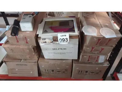 LOTE 093 - 01 LOTE COM GRANDE QUANTIDADE DE CAPAS PARA CD, FILTROS ANTI- REFLEXÍVEIS E ACESSÓRIOS PARA PASTAS. (NO ESTADO) ATENÇÃO! FAZER A VISITAÇÃO ANTES DE ARREMATAR, NÃO SABEMOS SE FUNCIONA, LEILÃO NÃO TEM GARANTIA E NEM DEVOLUÇÃO, SUJEITO A POSSÍVEIS AVARIAS VISÍVEIS/OCULTAS E/OU AUSÊNCIA DE COMPONENTES.