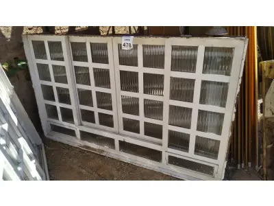 LOTE 478 - 01 JANELA DE FERRO COM VIDRO 1,97X1,18. (NO ESTADO) ATENÇÃO! FAZER A VISITAÇÃO ANTES DE ARREMATAR, NÃO SABEMOS SE FUNCIONA, LEILÃO NÃO TEM GARANTIA E NEM DEVOLUÇÃO, SUJEITO A POSSÍVEIS AVARIAS VISÍVEIS/OCULTAS E/OU AUSÊNCIA DE COMPONENTES.