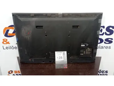 LOTE 128 - 01 TV LCD 46’’ MARCA SONY. (NO ESTADO) ATENÇÃO! FAZER A VISITAÇÃO ANTES DE ARREMATAR, NÃO SABEMOS SE FUNCIONA, LEILÃO NÃO TEM GARANTIA E NEM DEVOLUÇÃO, SUJEITO A POSSÍVEIS AVARIAS VISÍVEIS/OCULTAS E/OU AUSÊNCIA DE COMPONENTES.
