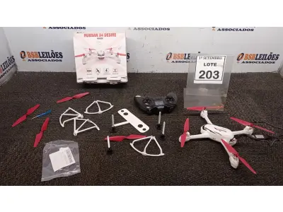 LOTE 203 - 01 DRONE MARCA HUBSAN. (NO ESTADO) ATENÇÃO! FAZER A VISITAÇÃO ANTES DE ARREMATAR, NÃO SABEMOS SE FUNCIONA, LEILÃO NÃO TEM GARANTIA E NEM DEVOLUÇÃO, SUJEITO A POSSÍVEIS AVARIAS VISÍVEIS/OCULTAS E/OU AUSÊNCIA DE COMPONENTES