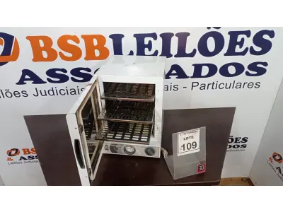 LOTE 109 - 01 ESTUFA DE ESTERILIZAÇÃO E SECAGEM. (NO ESTADO) ATENÇÃO! FAZER A VISITAÇÃO ANTES DE ARREMATAR, NÃO SABEMOS SE FUNCIONA, LEILÃO NÃO TEM GARANTIA E NEM DEVOLUÇÃO, SUJEITO A POSSÍVEIS AVARIAS VISÍVEIS/OCULTAS E/OU AUSÊNCIA DE COMPONENTES.