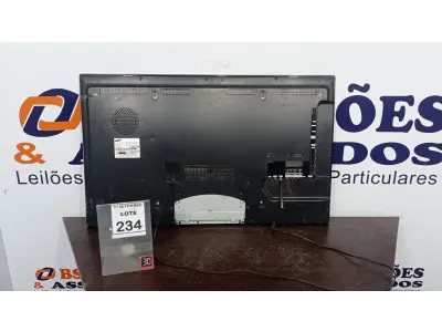 LOTE 234 - 01 TV LCD 40’ MARCA SAMSUNG. (NO ESTADO) ATENÇÃO! FAZER A VISITAÇÃO ANTES DE ARREMATAR, NÃO SABEMOS SE FUNCIONA, LEILÃO NÃO TEM GARANTIA E NEM DEVOLUÇÃO, SUJEITO A POSSÍVEIS AVARIAS VISÍVEIS/OCULTAS E/OU AUSÊNCIA DE COMPONENTES