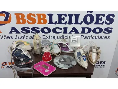 LOTE 120 - 09 FERROS DE PASSAR, 02 BALANÇAS DIGITAIS E 01 BORRIFADOR DE ÁGUA. (NO ESTADO) ATENÇÃO! FAZER A VISITAÇÃO ANTES DE ARREMATAR, NÃO SABEMOS SE FUNCIONA, LEILÃO NÃO TEM GARANTIA E NEM DEVOLUÇÃO, SUJEITO A POSSÍVEIS AVARIAS VISÍVEIS/OCULTAS E/OU AUSÊNCIA DE COMPONENTES.