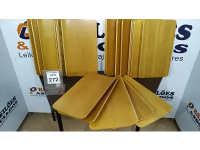 LOTE 272 - 20 PLACAS DE MADEIRA. (NO ESTADO) ATENÇÃO! FAZER A VISITAÇÃO ANTES DE ARREMATAR, NÃO SABEMOS SE FUNCIONA, LEILÃO NÃO TEM GARANTIA E NEM DEVOLUÇÃO, SUJEITO A POSSÍVEIS AVARIAS VISÍVEIS/OCULTAS E/OU AUSÊNCIA DE COMPONENTES.