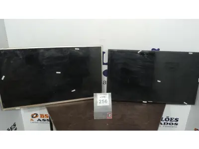 LOTE 256 - 01 TV LCD 39’’ MARCA SAMSUNG E 01 TV LCD 40’’ MARCA PHILCO. (NO ESTADO) ATENÇÃO! FAZER A VISITAÇÃO ANTES DE ARREMATAR, NÃO SABEMOS SE FUNCIONA, LEILÃO NÃO TEM GARANTIA E NEM DEVOLUÇÃO, SUJEITO A POSSÍVEIS AVARIAS VISÍVEIS/OCULTAS E/OU AUSÊNCIA DE COMPONENTES