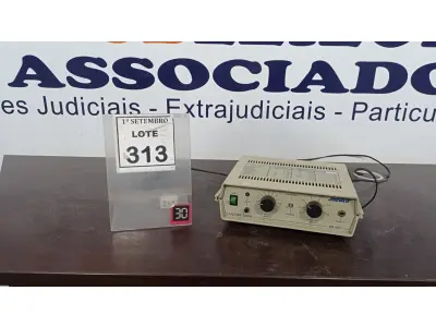 LOTE 313 - 01 APARELHO DE ULTRASSOM M-45. (NO ESTADO) ATENÇÃO! FAZER A VISITAÇÃO ANTES DE ARREMATAR, NÃO SABEMOS SE FUNCIONA, LEILÃO NÃO TEM GARANTIA E NEM DEVOLUÇÃO, SUJEITO A POSSÍVEIS AVARIAS VISÍVEIS/OCULTAS E/OU AUSÊNCIA DE COMPONENTES.