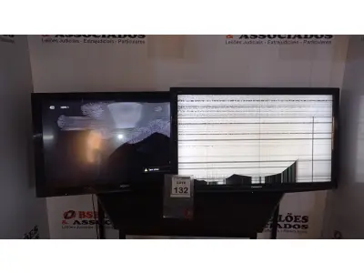 LOTE 132 - 01 TV LCD 42’’ MARCA PANASONIC E 01 TV LCD 40’’ MARCA SONY COM AVARIAS. (NO ESTADO) ATENÇÃO! FAZER A VISITAÇÃO ANTES DE ARREMATAR, NÃO SABEMOS SE FUNCIONA, LEILÃO NÃO TEM GARANTIA E NEM DEVOLUÇÃO, SUJEITO A POSSÍVEIS AVARIAS VISÍVEIS/OCULTAS E/OU AUSÊNCIA DE COMPONENTES.