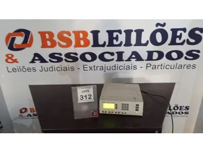 LOTE 312 - 01 APARELHO DE ELETROFORESE BIO RAD POWER PAC 3000. (NO ESTADO) ATENÇÃO! FAZER A VISITAÇÃO ANTES DE ARREMATAR, NÃO SABEMOS SE FUNCIONA, LEILÃO NÃO TEM GARANTIA E NEM DEVOLUÇÃO, SUJEITO A POSSÍVEIS AVARIAS VISÍVEIS/OCULTAS E/OU AUSÊNCIA DE COMPONENTES.