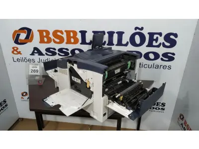 LOTE 269 - 01 IMPRESSORA MULTIFUNCIONAL COM TELA DIGITAL MODELO C400 MARCA XEROX. (NO ESTADO) ATENÇÃO! FAZER A VISITAÇÃO ANTES DE ARREMATAR, NÃO SABEMOS SE FUNCIONA, LEILÃO NÃO TEM GARANTIA E NEM DEVOLUÇÃO, SUJEITO A POSSÍVEIS AVARIAS VISÍVEIS/OCULTAS E/OU AUSÊNCIA DE COMPONENTES.