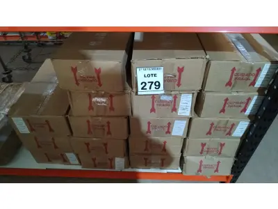 LOTE 279 - 01 LOTE COM GRANDE QUANTIDADE DE CAPAS DE CD. (NO ESTADO) ATENÇÃO! FAZER A VISITAÇÃO ANTES DE ARREMATAR, NÃO SABEMOS SE FUNCIONA, LEILÃO NÃO TEM GARANTIA E NEM DEVOLUÇÃO, SUJEITO A POSSÍVEIS AVARIAS VISÍVEIS/OCULTAS E/OU AUSÊNCIA DE COMPONENTES.