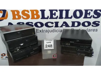 LOTE 248 - 05 CPU’S MARCAS E MODELOS DIVERSOS. (NO ESTADO) ATENÇÃO! FAZER A VISITAÇÃO ANTES DE ARREMATAR, NÃO SABEMOS SE FUNCIONA, LEILÃO NÃO TEM GARANTIA E NEM DEVOLUÇÃO, SUJEITO A POSSÍVEIS AVARIAS VISÍVEIS/OCULTAS E/OU AUSÊNCIA DE COMPONENTES.