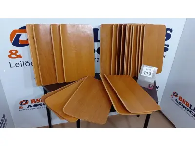 LOTE 113 - 20 PLACAS DE MADEIRA. (NO ESTADO) ATENÇÃO! FAZER A VISITAÇÃO ANTES DE ARREMATAR, NÃO SABEMOS SE FUNCIONA, LEILÃO NÃO TEM GARANTIA E NEM DEVOLUÇÃO, SUJEITO A POSSÍVEIS AVARIAS VISÍVEIS/OCULTAS E/OU AUSÊNCIA DE COMPONENTES.