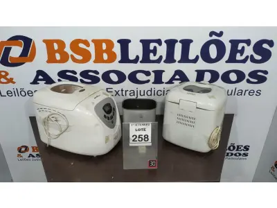 LOTE 258 - 02 PANIFICADORAS ELÉTRICA MULTI PANE. (NO ESTADO) ATENÇÃO! FAZER A VISITAÇÃO ANTES DE ARREMATAR, NÃO SABEMOS SE FUNCIONA, LEILÃO NÃO TEM GARANTIA E NEM DEVOLUÇÃO, SUJEITO A POSSÍVEIS AVARIAS VISÍVEIS/OCULTAS E/OU AUSÊNCIA DE COMPONENTES