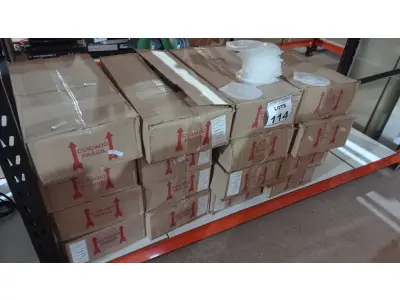 LOTE 114 - 01 LOTE COM GRANDE QUANTIDADE DE CAPAS DE CD. (NO ESTADO) ATENÇÃO! FAZER A VISITAÇÃO ANTES DE ARREMATAR, NÃO SABEMOS SE FUNCIONA, LEILÃO NÃO TEM GARANTIA E NEM DEVOLUÇÃO, SUJEITO A POSSÍVEIS AVARIAS VISÍVEIS/OCULTAS E/OU AUSÊNCIA DE COMPONENTES.