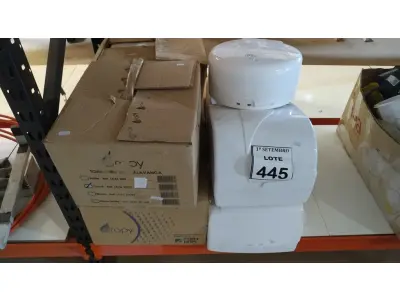LOTE 445 - 01 LOTE COM VÁRIOS DISPENSADORES DE PAPEL. (NO ESTADO) ATENÇÃO! FAZER A VISITAÇÃO ANTES DE ARREMATAR, NÃO SABEMOS SE FUNCIONA, LEILÃO NÃO TEM GARANTIA E NEM DEVOLUÇÃO, SUJEITO A POSSÍVEIS AVARIAS VISÍVEIS/OCULTAS E/OU AUSÊNCIA DE COMPONENTES.