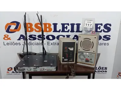 LOTE 117 - 01 DVD HOME THEATER MACA PHILIPS, 02 CAIXAS DE SOM MARCAS DIVERSAS E 02 SUPORTES PAR CAIXAS DE SOM. (NO ESTADO) ATENÇÃO! FAZER A VISITAÇÃO ANTES DE ARREMATAR, NÃO SABEMOS SE FUNCIONA, LEILÃO NÃO TEM GARANTIA E NEM DEVOLUÇÃO, SUJEITO A POSSÍVEIS AVARIAS VISÍVEIS/OCULTAS E/OU AUSÊNCIA DE COMPONENTES.