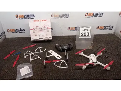 LOTE 203 - 01 DRONE MARCA HUBSAN. (NO ESTADO) ATENÇÃO! FAZER A VISITAÇÃO ANTES DE ARREMATAR, NÃO SABEMOS SE FUNCIONA, LEILÃO NÃO TEM GARANTIA E NEM DEVOLUÇÃO, SUJEITO A POSSÍVEIS AVARIAS VISÍVEIS/OCULTAS E/OU AUSÊNCIA DE COMPONENTES