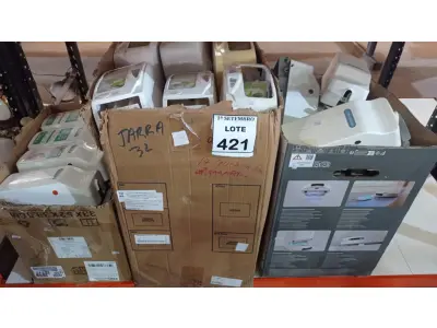 LOTE 421 - 01 LOTE COM GRANDE QUANTIDADE DE DISPENSADORES DE SABÃO. (NO ESTADO) ATENÇÃO! FAZER A VISITAÇÃO ANTES DE ARREMATAR, NÃO SABEMOS SE FUNCIONA, LEILÃO NÃO TEM GARANTIA E NEM DEVOLUÇÃO, SUJEITO A POSSÍVEIS AVARIAS VISÍVEIS/OCULTAS E/OU AUSÊNCIA DE COMPONENTES.