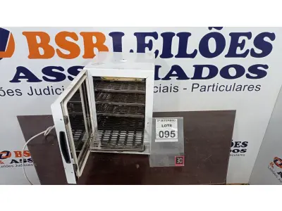 LOTE 095 - 01 ESTUFA PARA ESTERILIZAÇÃO E SECAGEM. (NO ESTADO) ATENÇÃO! FAZER A VISITAÇÃO ANTES DE ARREMATAR, NÃO SABEMOS SE FUNCIONA, LEILÃO NÃO TEM GARANTIA E NEM DEVOLUÇÃO, SUJEITO A POSSÍVEIS AVARIAS VISÍVEIS/OCULTAS E/OU AUSÊNCIA DE COMPONENTES.