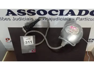 LOTE 311 - 01 APARELHO DE MASSAGEM ESTÉTICA VOBROCELL. (NO ESTADO) ATENÇÃO! FAZER A VISITAÇÃO ANTES DE ARREMATAR, NÃO SABEMOS SE FUNCIONA, LEILÃO NÃO TEM GARANTIA E NEM DEVOLUÇÃO, SUJEITO A POSSÍVEIS AVARIAS VISÍVEIS/OCULTAS E/OU AUSÊNCIA DE COMPONENTES.