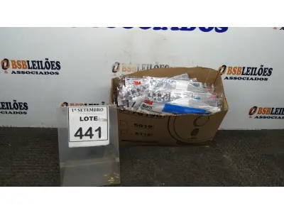 LOTE 441 - 01 LOTE COM APROXIMADAMENTE 50 MÁSCARAS AURA 9320+BR 3M. (NO ESTADO) ATENÇÃO! FAZER A VISITAÇÃO ANTES DE ARREMATAR, NÃO SABEMOS SE FUNCIONA, LEILÃO NÃO TEM GARANTIA E NEM DEVOLUÇÃO, SUJEITO A POSSÍVEIS AVARIAS VISÍVEIS/OCULTAS E/OU AUSÊNCIA DE COMPONENTES.