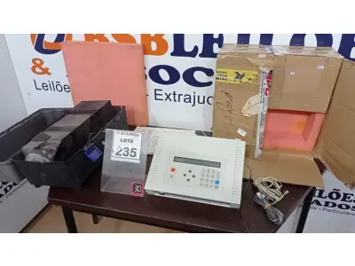 LOTE 235 - 01 ASPIRADOR DE TONNER E 01 CRIPTOGRAFADOR. (NO ESTADO) ATENÇÃO! FAZER A VISITAÇÃO ANTES DE ARREMATAR, NÃO SABEMOS SE FUNCIONA, LEILÃO NÃO TEM GARANTIA E NEM DEVOLUÇÃO, SUJEITO A POSSÍVEIS AVARIAS VISÍVEIS/OCULTAS E/OU AUSÊNCIA DE COMPONENTES