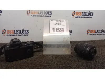 LOTE 169 - 01 CÂMERA NIKON D300 COM LENTE. (NO ESTADO) ATENÇÃO! FAZER A VISITAÇÃO ANTES DE ARREMATAR, NÃO SABEMOS SE FUNCIONA, LEILÃO NÃO TEM GARANTIA E NEM DEVOLUÇÃO, SUJEITO A POSSÍVEIS AVARIAS VISÍVEIS/OCULTAS E/OU AUSÊNCIA DE COMPONENTES