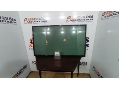 LOTE 218 - 01 TV LCD 60’’ MARCA LG. (NO ESTADO) ATENÇÃO! FAZER A VISITAÇÃO ANTES DE ARREMATAR, NÃO SABEMOS SE FUNCIONA, LEILÃO NÃO TEM GARANTIA E NEM DEVOLUÇÃO, SUJEITO A POSSÍVEIS AVARIAS VISÍVEIS/OCULTAS E/OU AUSÊNCIA DE COMPONENTES