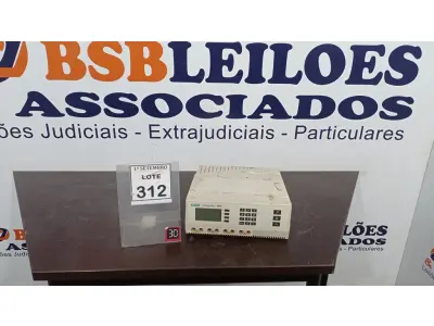 LOTE 312 - 01 APARELHO DE ELETROFORESE BIO RAD POWER PAC 3000. (NO ESTADO) ATENÇÃO! FAZER A VISITAÇÃO ANTES DE ARREMATAR, NÃO SABEMOS SE FUNCIONA, LEILÃO NÃO TEM GARANTIA E NEM DEVOLUÇÃO, SUJEITO A POSSÍVEIS AVARIAS VISÍVEIS/OCULTAS E/OU AUSÊNCIA DE COMPONENTES.