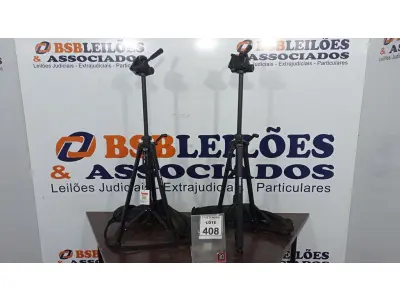 LOTE 408 - 02 TRIPÉS PARA CÂMERAS MARCA TOMATE. (NO ESTADO) ATENÇÃO! FAZER A VISITAÇÃO ANTES DE ARREMATAR, NÃO SABEMOS SE FUNCIONA, LEILÃO NÃO TEM GARANTIA E NEM DEVOLUÇÃO, SUJEITO A POSSÍVEIS AVARIAS VISÍVEIS/OCULTAS E/OU AUSÊNCIA DE COMPONENTES.
