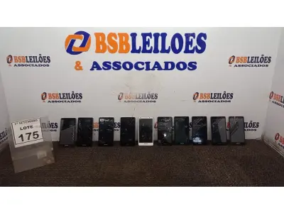 LOTE 175 - 10 CELULARES MARCA POSITIVO. (NO ESTADO) ATENÇÃO! FAZER A VISITAÇÃO ANTES DE ARREMATAR, NÃO SABEMOS SE FUNCIONA, LEILÃO NÃO TEM GARANTIA E NEM DEVOLUÇÃO, SUJEITO A POSSÍVEIS AVARIAS VISÍVEIS/OCULTAS E/OU AUSÊNCIA DE COMPONENTES