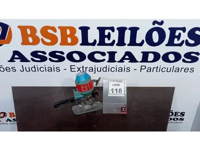 LOTE 118 - 01 MÁQUINA DE CORTAR TECIDO. (NO ESTADO) ATENÇÃO! FAZER A VISITAÇÃO ANTES DE ARREMATAR, NÃO SABEMOS SE FUNCIONA, LEILÃO NÃO TEM GARANTIA E NEM DEVOLUÇÃO, SUJEITO A POSSÍVEIS AVARIAS VISÍVEIS/OCULTAS E/OU AUSÊNCIA DE COMPONENTES.