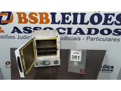 LOTE 261 - 01 ESTUFA DE ESTERILIZAÇÃO E SECAGEM. (NO ESTADO) ATENÇÃO! FAZER A VISITAÇÃO ANTES DE ARREMATAR, NÃO SABEMOS SE FUNCIONA, LEILÃO NÃO TEM GARANTIA E NEM DEVOLUÇÃO, SUJEITO A POSSÍVEIS AVARIAS VISÍVEIS/OCULTAS E/OU AUSÊNCIA DE COMPONENTES.