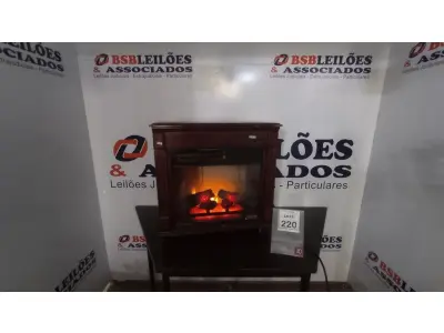 LOTE 220 - 01 AQUECEDOR DECORATIVO COM ACABAMENTO EM MADEIRA. (NO ESTADO) ATENÇÃO! FAZER A VISITAÇÃO ANTES DE ARREMATAR, NÃO SABEMOS SE FUNCIONA, LEILÃO NÃO TEM GARANTIA E NEM DEVOLUÇÃO, SUJEITO A POSSÍVEIS AVARIAS VISÍVEIS/OCULTAS E/OU AUSÊNCIA DE COMPONENTES