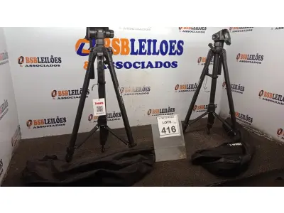 LOTE 416 - 02 TRIPÉS PARA CÂMERAS MARCA TOMATE. (NO ESTADO) ATENÇÃO! FAZER A VISITAÇÃO ANTES DE ARREMATAR, NÃO SABEMOS SE FUNCIONA, LEILÃO NÃO TEM GARANTIA E NEM DEVOLUÇÃO, SUJEITO A POSSÍVEIS AVARIAS VISÍVEIS/OCULTAS E/OU AUSÊNCIA DE COMPONENTES.