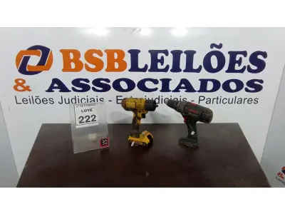 LOTE 222 - 02 PARAFUSADEIRAS. (NO ESTADO) ATENÇÃO! FAZER A VISITAÇÃO ANTES DE ARREMATAR, NÃO SABEMOS SE FUNCIONA, LEILÃO NÃO TEM GARANTIA E NEM DEVOLUÇÃO, SUJEITO A POSSÍVEIS AVARIAS VISÍVEIS/OCULTAS E/OU AUSÊNCIA DE COMPONENTES