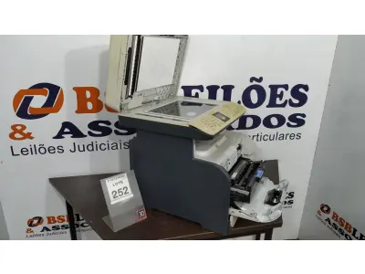 LOTE 252 - 01 IMPRESSORA MULTIFUNCIONAL MARCA HP MODELO CM2320FXI MFP. (NO ESTADO) ATENÇÃO! FAZER A VISITAÇÃO ANTES DE ARREMATAR, NÃO SABEMOS SE FUNCIONA, LEILÃO NÃO TEM GARANTIA E NEM DEVOLUÇÃO, SUJEITO A POSSÍVEIS AVARIAS VISÍVEIS/OCULTAS E/OU AUSÊNCIA DE COMPONENTES