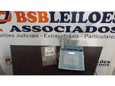 LOTE 316 - 01 APARELHO DE ESTÉTICA FACIAL STIMULUS FACE. (NO ESTADO) ATENÇÃO! FAZER A VISITAÇÃO ANTES DE ARREMATAR, NÃO SABEMOS SE FUNCIONA, LEILÃO NÃO TEM GARANTIA E NEM DEVOLUÇÃO, SUJEITO A POSSÍVEIS AVARIAS VISÍVEIS/OCULTAS E/OU AUSÊNCIA DE COMPONENTES.