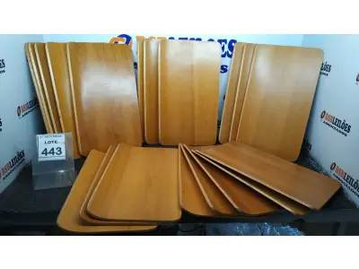 LOTE 443 - 20 PLACAS DE MADEIRA. (NO ESTADO) ATENÇÃO! FAZER A VISITAÇÃO ANTES DE ARREMATAR, NÃO SABEMOS SE FUNCIONA, LEILÃO NÃO TEM GARANTIA E NEM DEVOLUÇÃO, SUJEITO A POSSÍVEIS AVARIAS VISÍVEIS/OCULTAS E/OU AUSÊNCIA DE COMPONENTES.