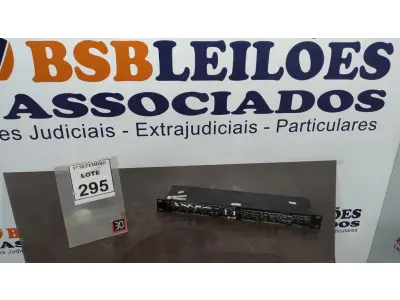 LOTE 295 - 01 COMPRESSOR DE ÁUDIO MARCA ALESIS 3630. (NO ESTADO) ATENÇÃO! FAZER A VISITAÇÃO ANTES DE ARREMATAR, NÃO SABEMOS SE FUNCIONA, LEILÃO NÃO TEM GARANTIA E NEM DEVOLUÇÃO, SUJEITO A POSSÍVEIS AVARIAS VISÍVEIS/OCULTAS E/OU AUSÊNCIA DE COMPONENTES.