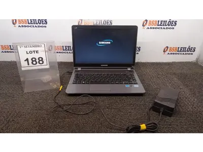 LOTE 188 - 01 NOTEBOOK COM FONTE MARCA SAMSUNG. (NO ESTADO) ATENÇÃO! FAZER A VISITAÇÃO ANTES DE ARREMATAR, NÃO SABEMOS SE FUNCIONA, LEILÃO NÃO TEM GARANTIA E NEM DEVOLUÇÃO, SUJEITO A POSSÍVEIS AVARIAS VISÍVEIS/OCULTAS E/OU AUSÊNCIA DE COMPONENTES