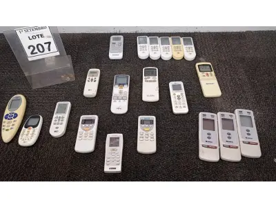 LOTE 207 - 01 LOTE COM VÁRIOS CONTROLES DE AR CONDICIONADO. (NO ESTADO) ATENÇÃO! FAZER A VISITAÇÃO ANTES DE ARREMATAR, NÃO SABEMOS SE FUNCIONA, LEILÃO NÃO TEM GARANTIA E NEM DEVOLUÇÃO, SUJEITO A POSSÍVEIS AVARIAS VISÍVEIS/OCULTAS E/OU AUSÊNCIA DE COMPONENTES