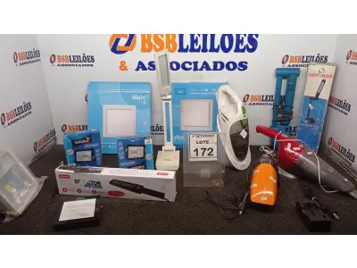 LOTE 172 - 01 LOTE COM VÁRIAS LUMINÁRIAS E 03 ASPIRADORES DE PÓ DE MÃO. (NO ESTADO) ATENÇÃO! FAZER A VISITAÇÃO ANTES DE ARREMATAR, NÃO SABEMOS SE FUNCIONA, LEILÃO NÃO TEM GARANTIA E NEM DEVOLUÇÃO, SUJEITO A POSSÍVEIS AVARIAS VISÍVEIS/OCULTAS E/OU AUSÊNCIA DE COMPONENTES