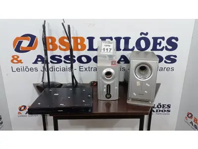 LOTE 117 - 01 DVD HOME THEATER MACA PHILIPS, 02 CAIXAS DE SOM MARCAS DIVERSAS E 02 SUPORTES PAR CAIXAS DE SOM. (NO ESTADO) ATENÇÃO! FAZER A VISITAÇÃO ANTES DE ARREMATAR, NÃO SABEMOS SE FUNCIONA, LEILÃO NÃO TEM GARANTIA E NEM DEVOLUÇÃO, SUJEITO A POSSÍVEIS AVARIAS VISÍVEIS/OCULTAS E/OU AUSÊNCIA DE COMPONENTES.