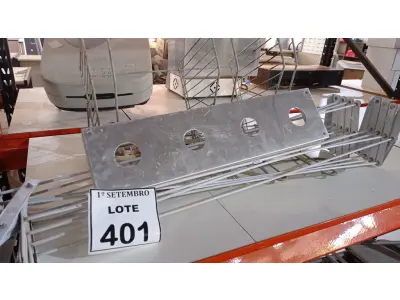 LOTE 401 - 02 VARAIS RETRATEIS E 01 SUPORTE DE BANHEIRO. (NO ESTADO) ATENÇÃO! FAZER A VISITAÇÃO ANTES DE ARREMATAR, NÃO SABEMOS SE FUNCIONA, LEILÃO NÃO TEM GARANTIA E NEM DEVOLUÇÃO, SUJEITO A POSSÍVEIS AVARIAS VISÍVEIS/OCULTAS E/OU AUSÊNCIA DE COMPONENTES.