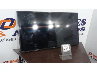 LOTE 034 - 01 SMART TV SAMSUNG 49”. (NO ESTADO EM QUE SE ENCONTRA. SUJEITO A AVARIAS OCULTAS/VISÍVEIS.)  AV9477S