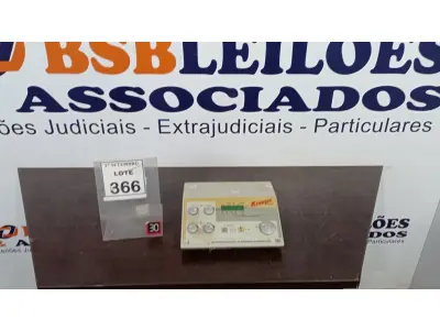 LOTE 366 - 01 APARELHO PARA ELETROTERAPIA. (NO ESTADO) ATENÇÃO! FAZER A VISITAÇÃO ANTES DE ARREMATAR, NÃO SABEMOS SE FUNCIONA, LEILÃO NÃO TEM GARANTIA E NEM DEVOLUÇÃO, SUJEITO A POSSÍVEIS AVARIAS VISÍVEIS/OCULTAS E/OU AUSÊNCIA DE COMPONENTES.